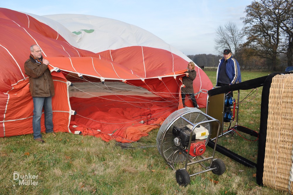 Aufbau des Ballons in Oyten